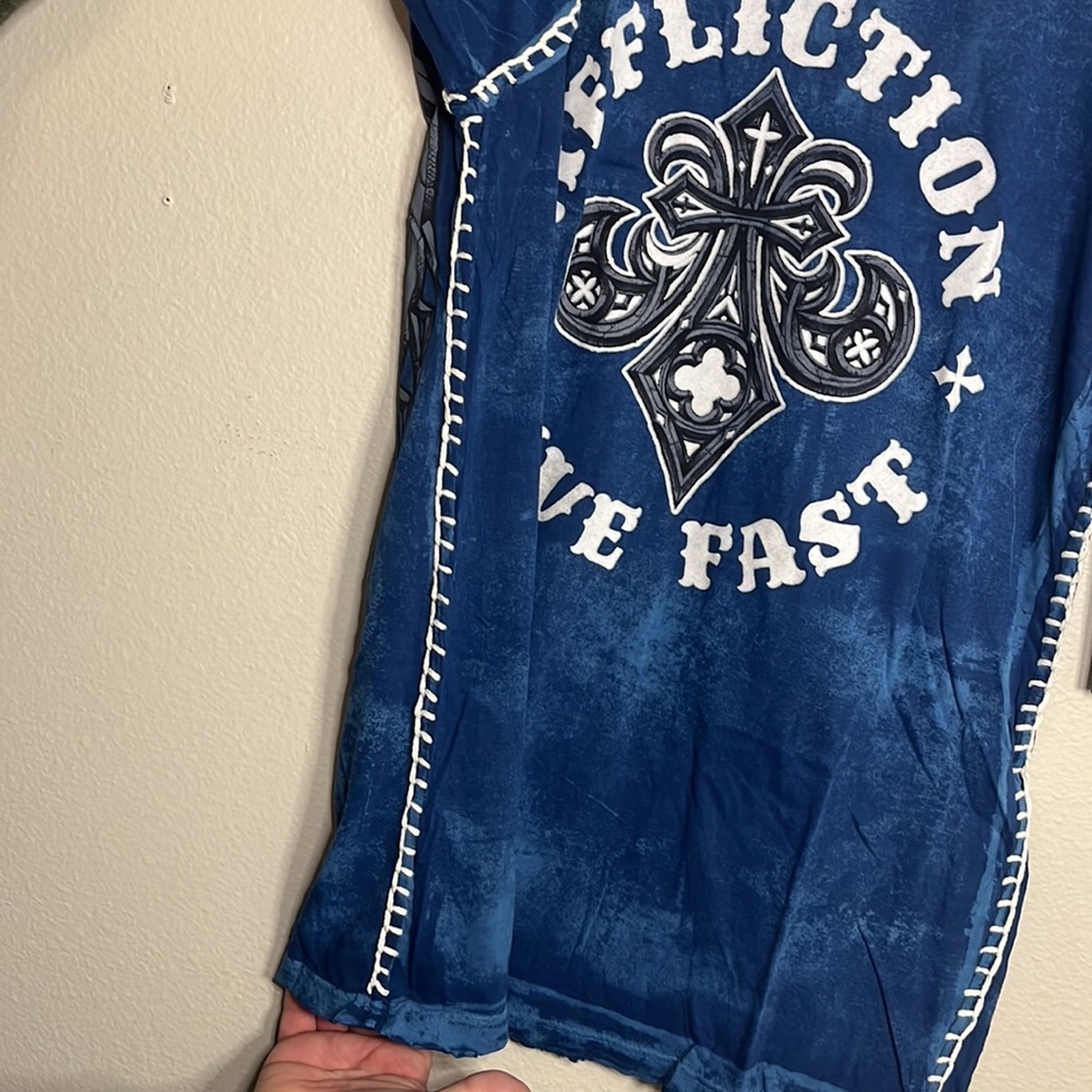 NWT Affliction Royal men’s t-shirt. - Picture 4 of 6